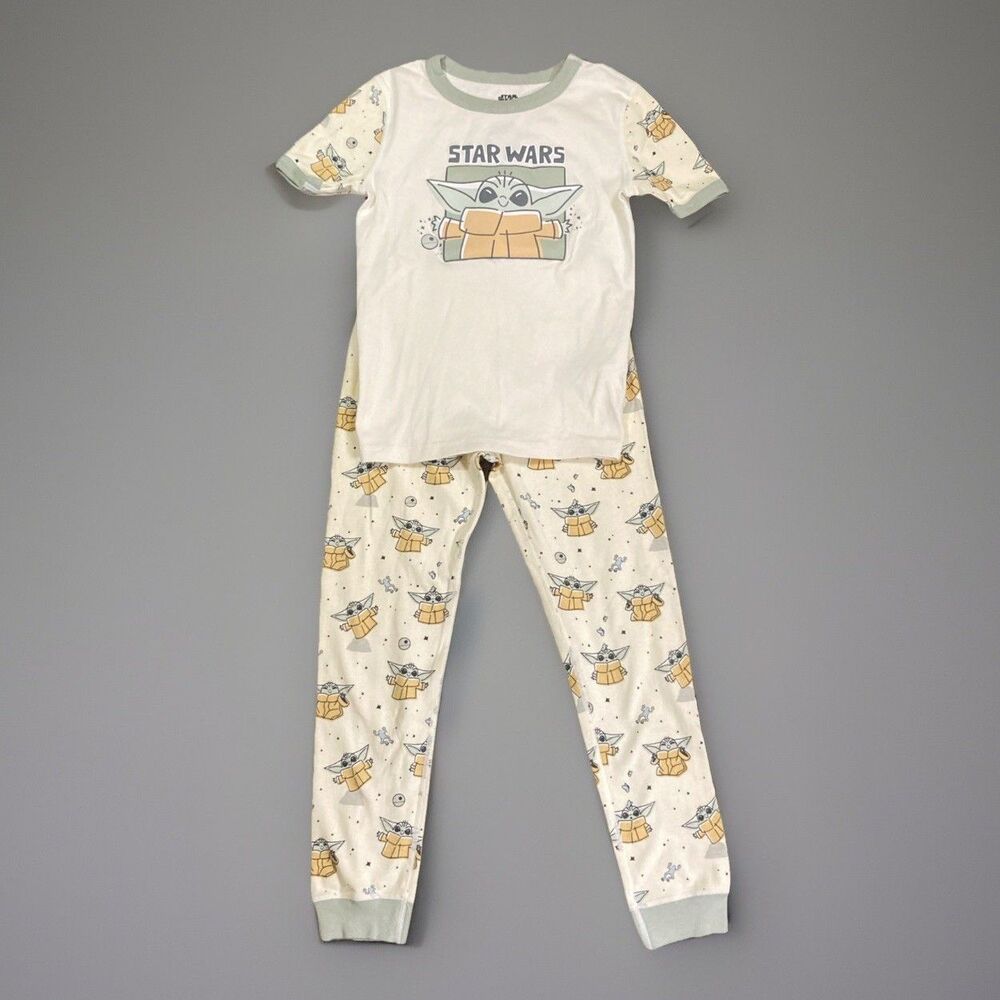 Disney Store Star Wars The Mandalorian "Baby Yoda" (Grogu) Boys Size 10 PJ Set